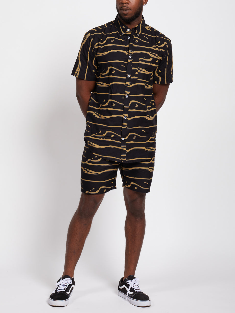 Oden Abstract Waves S/S Shirt