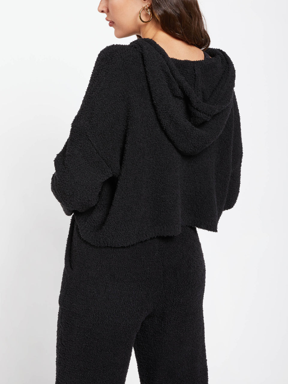 NIA_Notched Hooded Sweater_Black